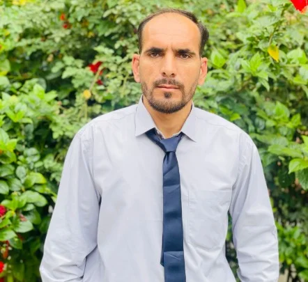 Lecturer - Muhammad Zareen 
